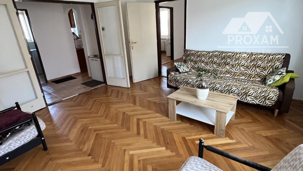 Trojizbový byt na Sasinkovej ulici