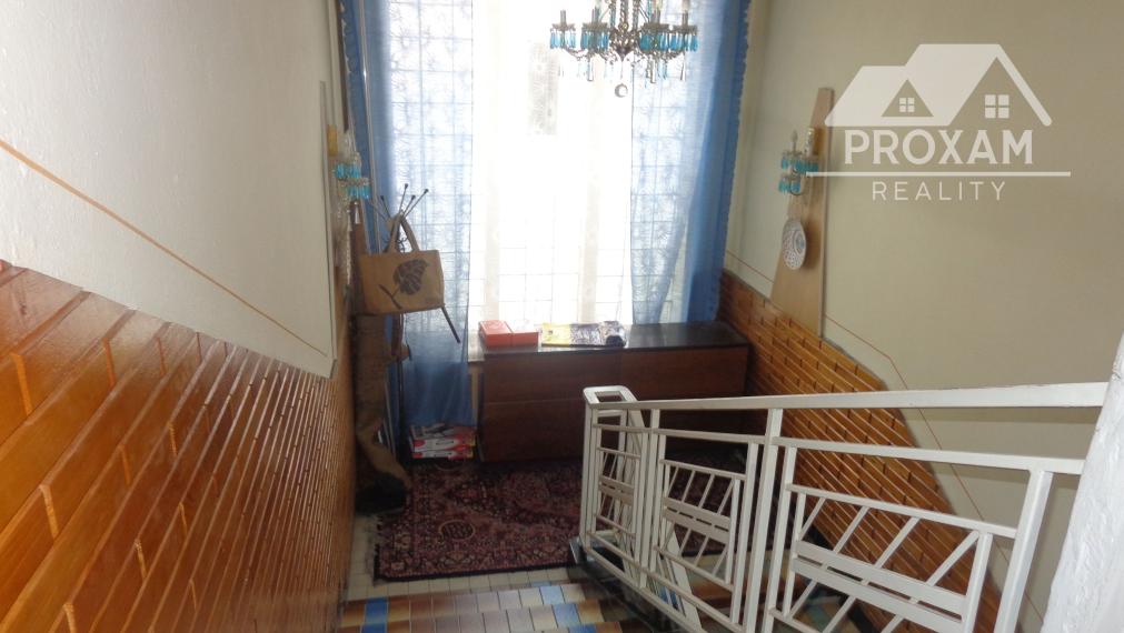 Znížená cena. Predaj  rod. domu a komplex budov v Lučenci časť Opatová