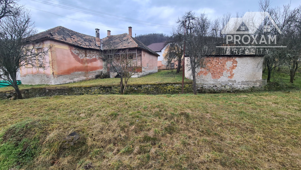 Predaj bývalej cirkevnej školy v obci Ostrany