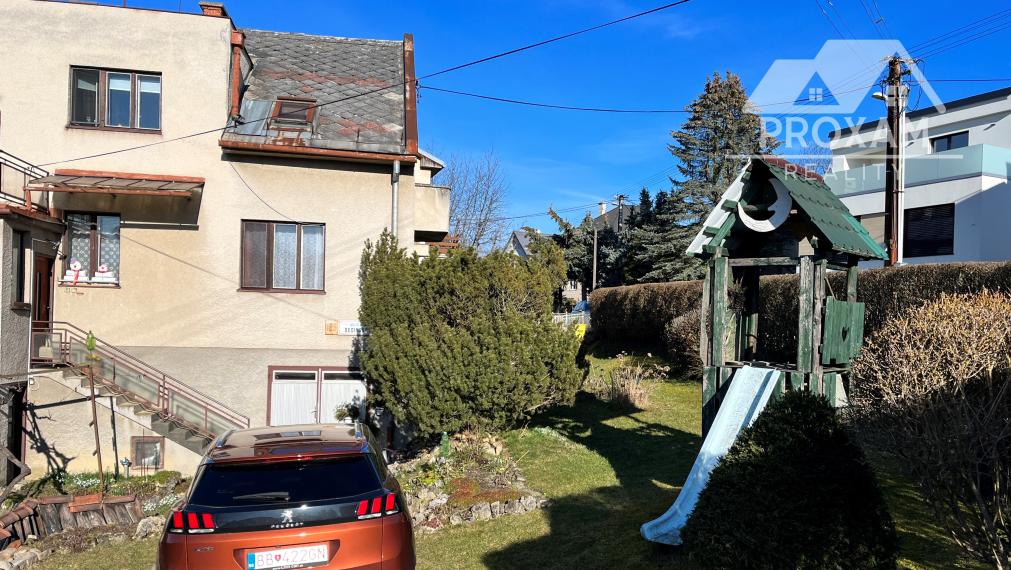 Exkluzívne ponúkame  na predaj RD na bývanie alebo podnikanie v BB, časť Rudlová
