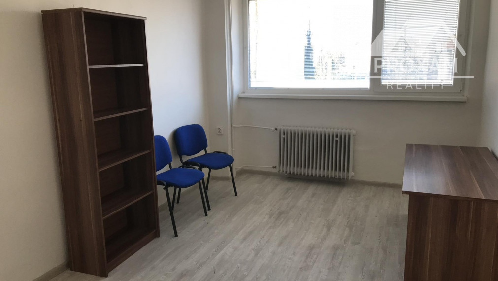 Prenájom kancelárskeho priestoru v Novohrade v Lučenci