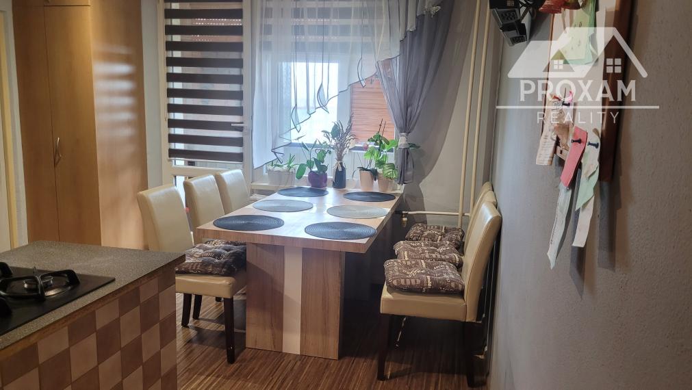 Ponúkame na predaj pekný 2 izb. byt v Lučenci Rúbanisko II