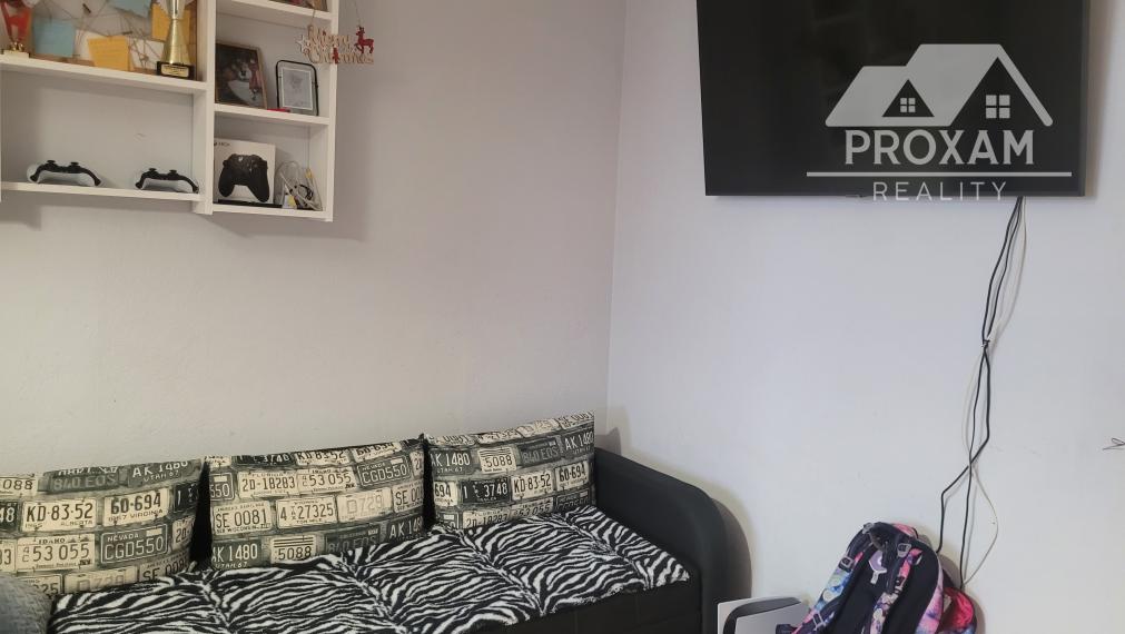 Ponúkame na predaj pekný 2 izb. byt v Lučenci Rúbanisko II