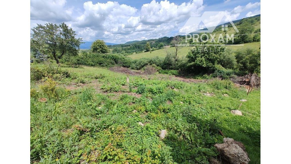 Na predaj stavebné pozemky. Výrazne znížená cena za jeden.