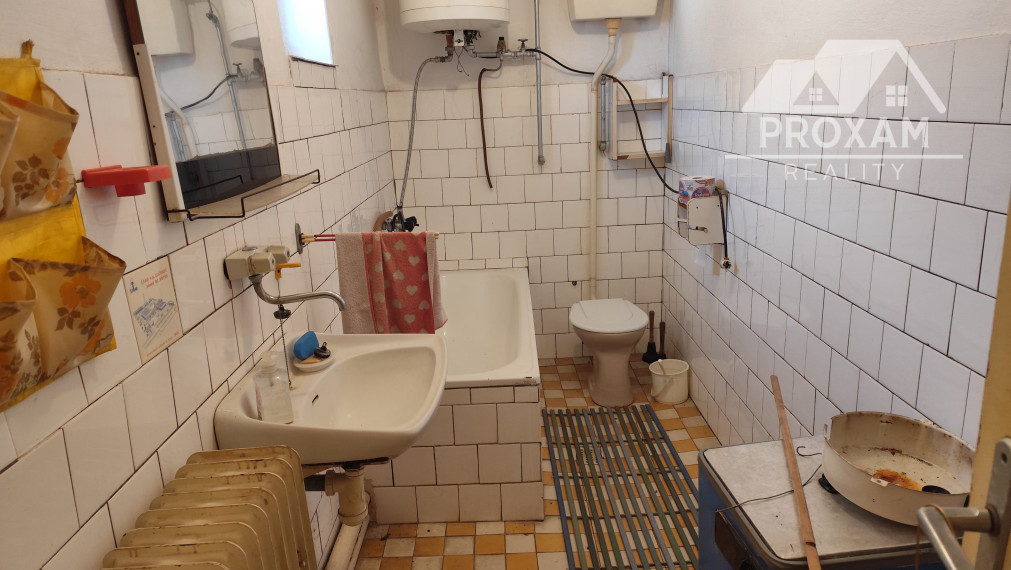 Ponúkame na predaj v tichom prostredí rod. dom v obci Kováčovce okr. Veľký Krtíš