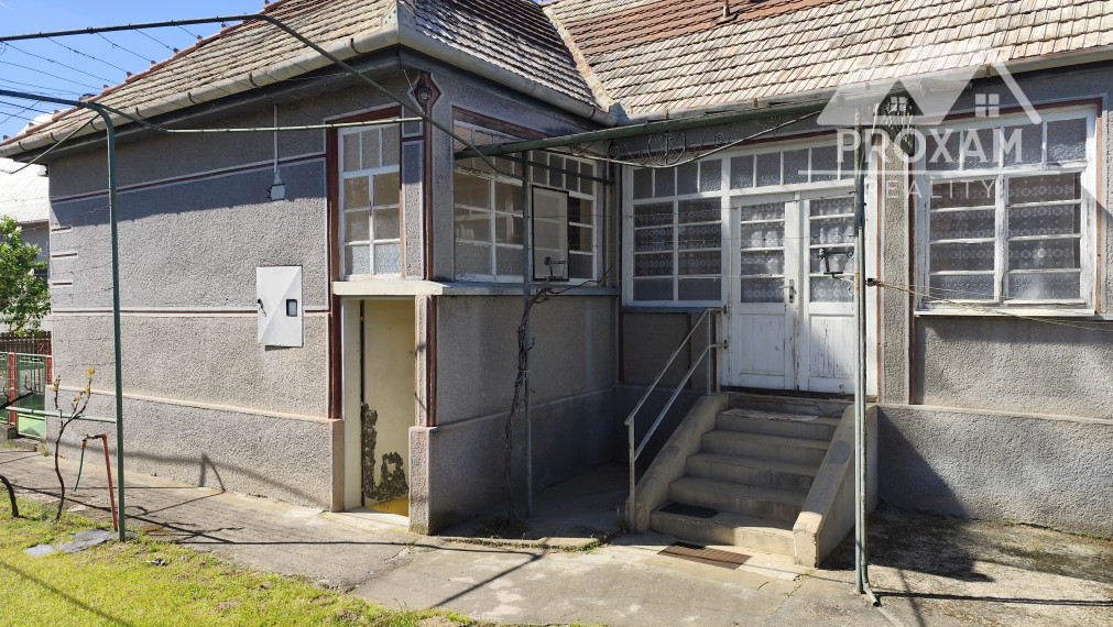 Ponúkame na predaj v tichom prostredí rod. dom v obci Kováčovce okr. Veľký Krtíš