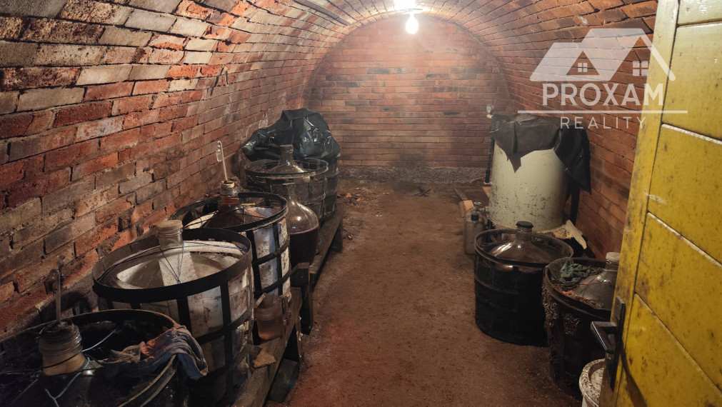 Ponúkame na predaj v tichom prostredí rod. dom v obci Kováčovce okr. Veľký Krtíš