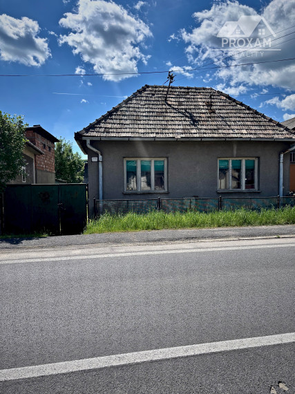 Na predaj rodinný dom s projektom na rekonštrukciu v Mýtnej