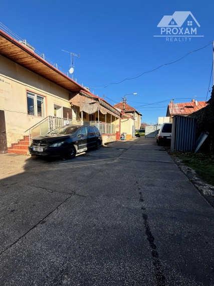 Na predaj zabehnutý autoservis v Lučenci