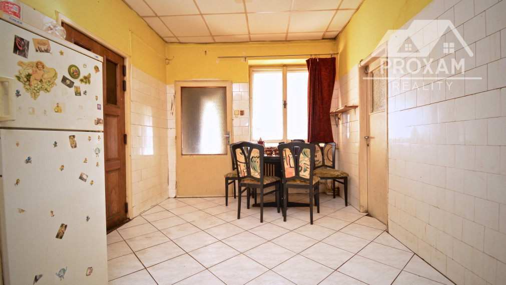 Na predaj zabehnutý autoservis v Lučenci