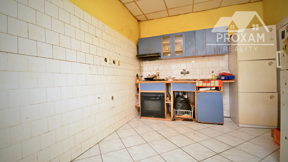 Na predaj zabehnutý autoservis v Lučenci