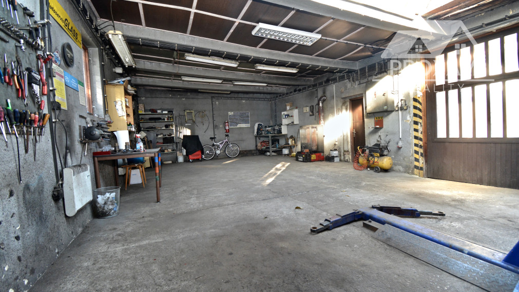 Na predaj zabehnutý autoservis v Lučenci