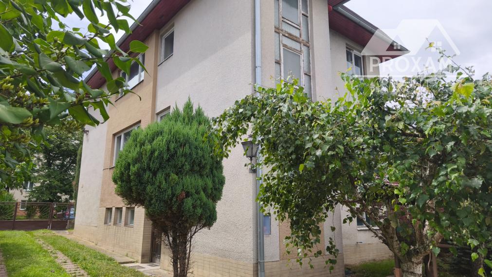 Na predaj priestranný  6-izbový rodinný dom s potenciálom!