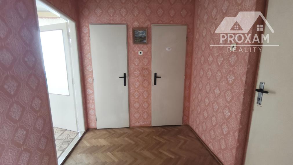 Na predaj priestranný  6-izbový rodinný dom s potenciálom!