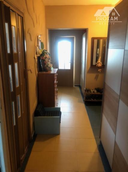 Predaj,3izb.byt s dvomi balkonmi v obci Cinobana