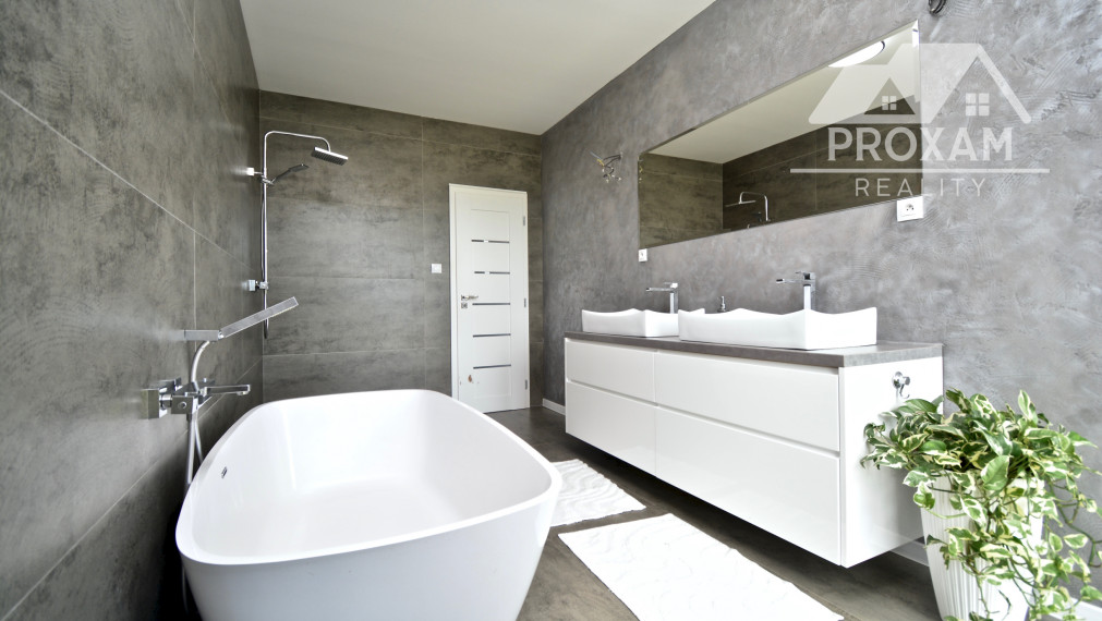 Výnimočný dom v obci Mikušovce