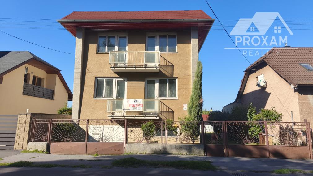 Na predaj priestranný  6-izbový rodinný dom s potenciálom!