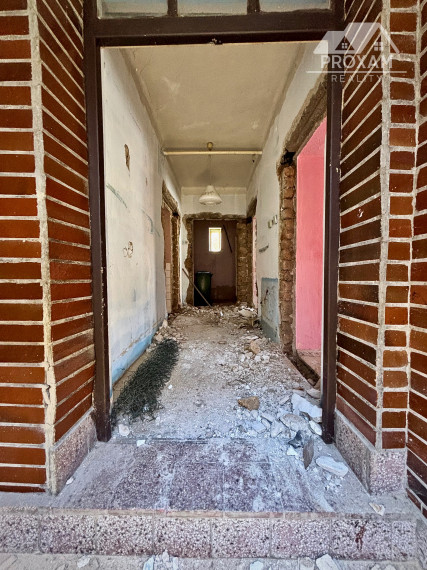 Na predaj rodinný dom s projektom na rekonštrukciu v Mýtnej