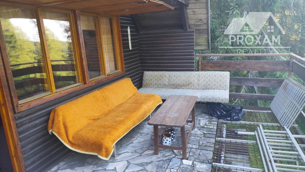 Ponúkame na predaj peknú rekreačnú chatu v blízkosti Hotel Zerrenpach Látky