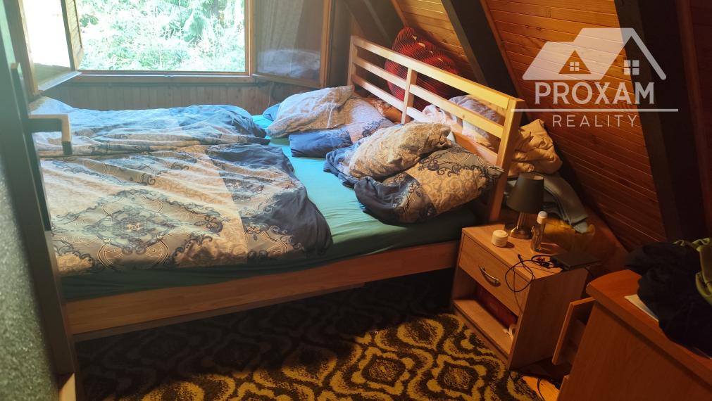 Ponúkame na predaj peknú rekreačnú chatu v blízkosti Hotel Zerrenpach Látky