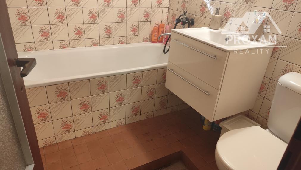 Ponúkame na predaj peknú rekreačnú chatu v blízkosti Hotel Zerrenpach Látky