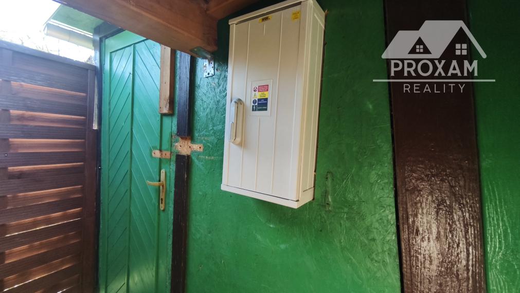 Rekreačná CHATKA v záhradkárskej oblasti nad kúpaliskom