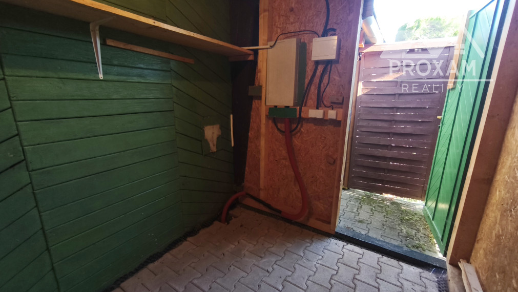 Rekreačná CHATKA v záhradkárskej oblasti nad kúpaliskom