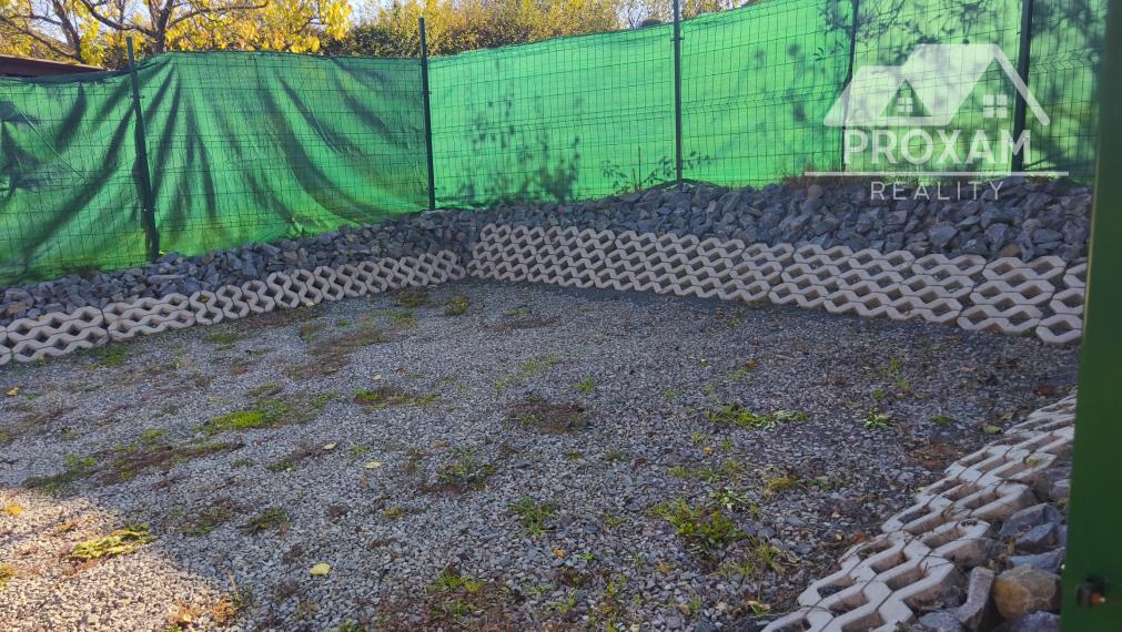 Rekreačná CHATKA v záhradkárskej oblasti nad kúpaliskom