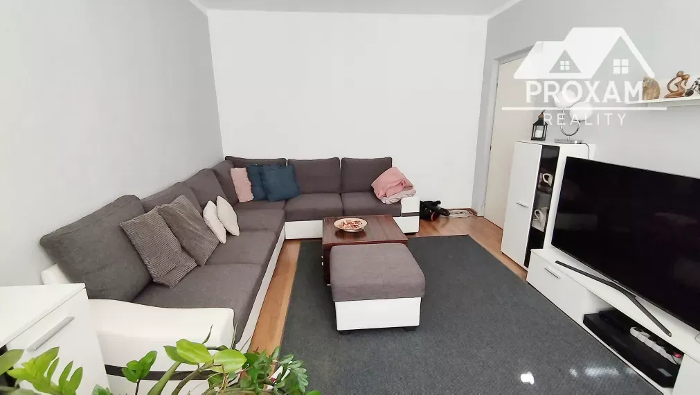 PREDAJ ZARIADENÝ 3 IZB. BYT S LOGGIOU