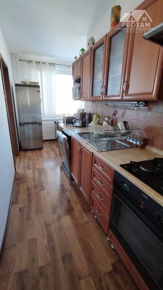 PREDAJ ZARIADENÝ 3 IZB. BYT S LOGGIOU