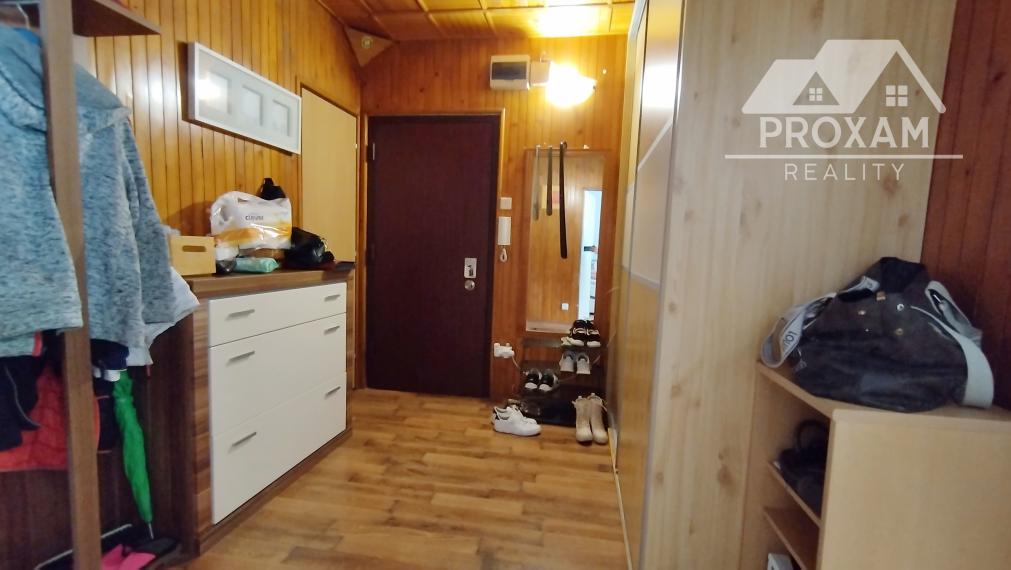 PREDAJ ZARIADENÝ 3 IZB. BYT S LOGGIOU