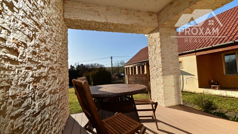 Na predaj dva rodinné domy s rozsiahlym pozemkom