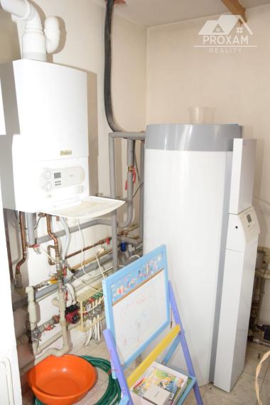 Na predaj dva rodinné domy s rozsiahlym pozemkom