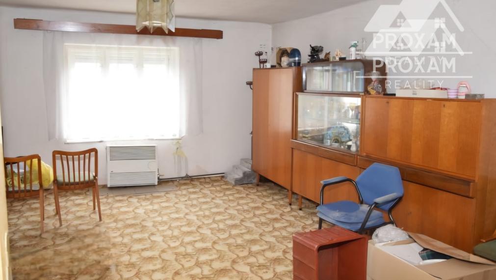 Na predaj dva rodinné domy s rozsiahlym pozemkom