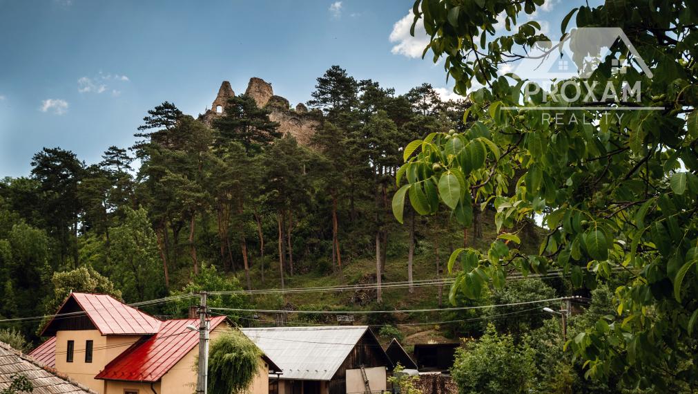 Predaj rodinného domu v obci Divín s výhľadom na hrad