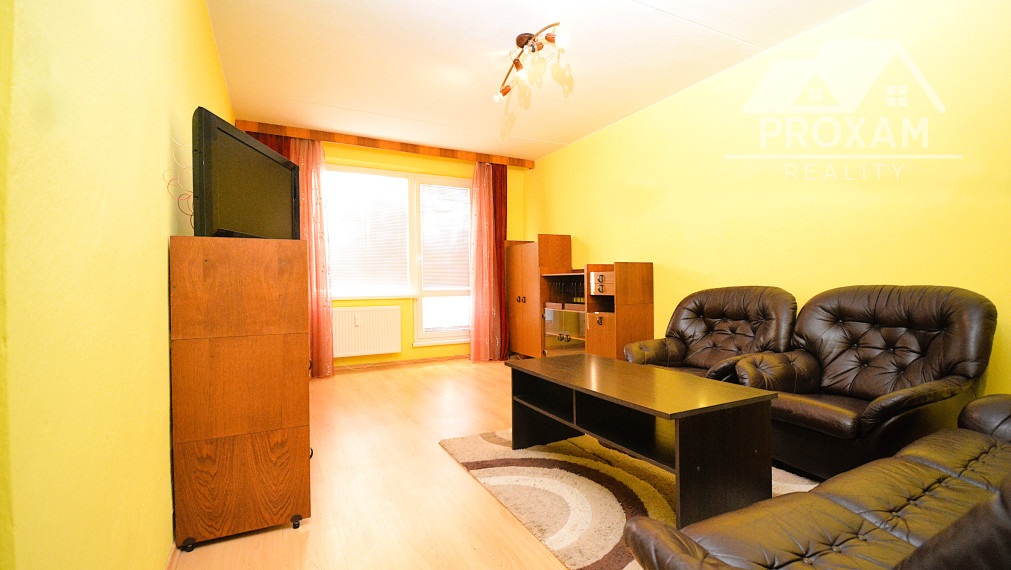 Predaj 3-izbového bytu v Lučenci, čiastočná rekonštrukcia, balkón,