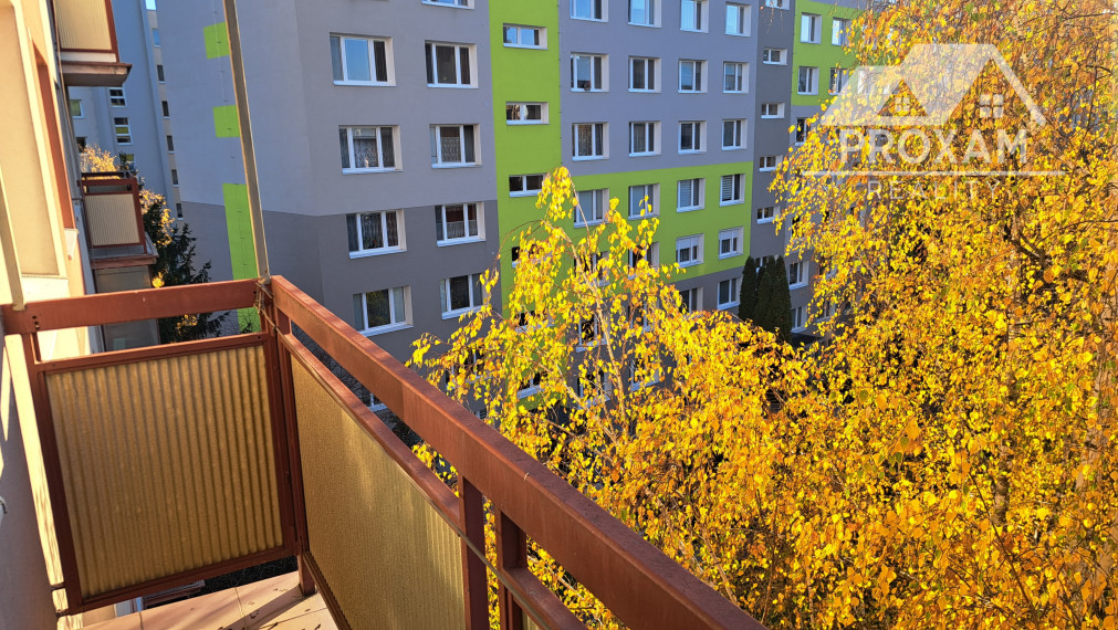 Predaj 3-izbového bytu v Lučenci, čiastočná rekonštrukcia, balkón,