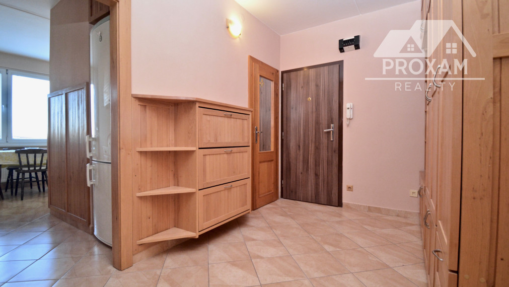 Predaj 3-izbového bytu v Lučenci, čiastočná rekonštrukcia, balkón,