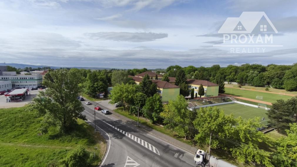 Trojizbový byt po rekonštrukcii!