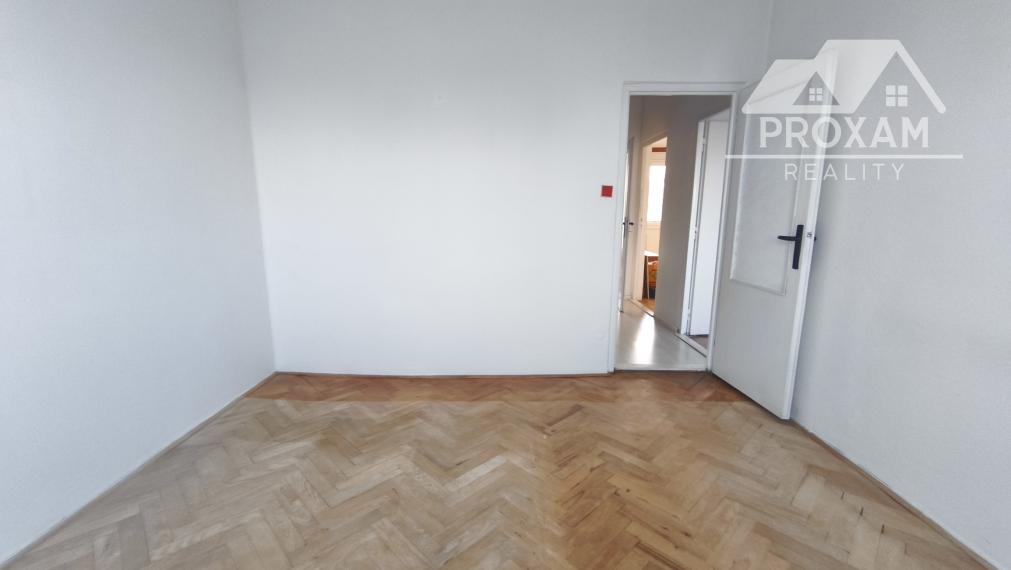 Trojizbový byt v centre mesta s potenciálom, ktorý si zamilujete