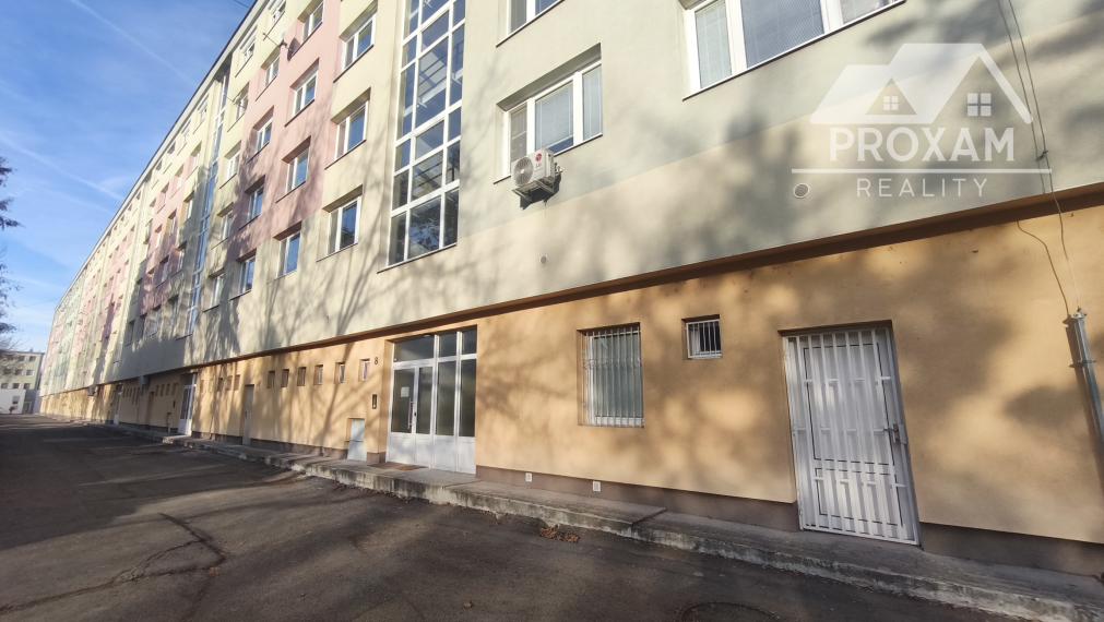 Trojizbový byt v centre mesta s potenciálom, ktorý si zamilujete