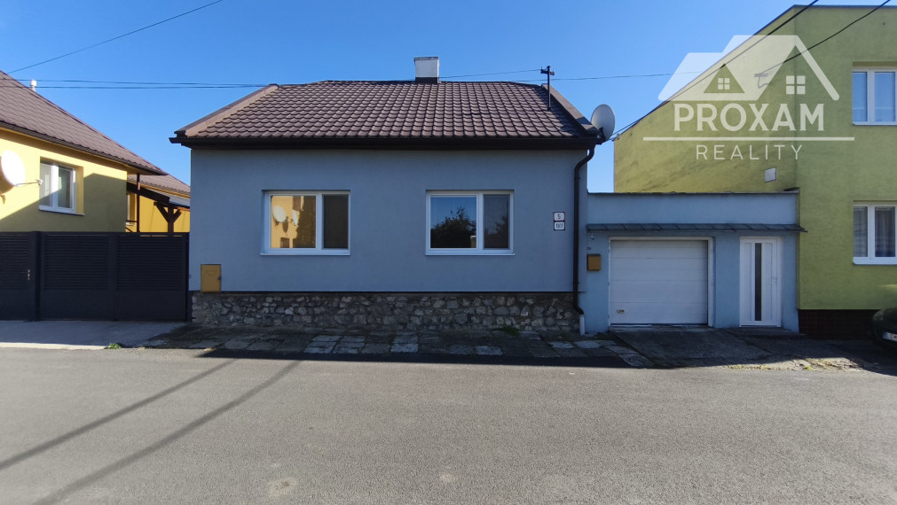 Na predaj rodinný dom, prístavba, garáž pri parku v Lučenci