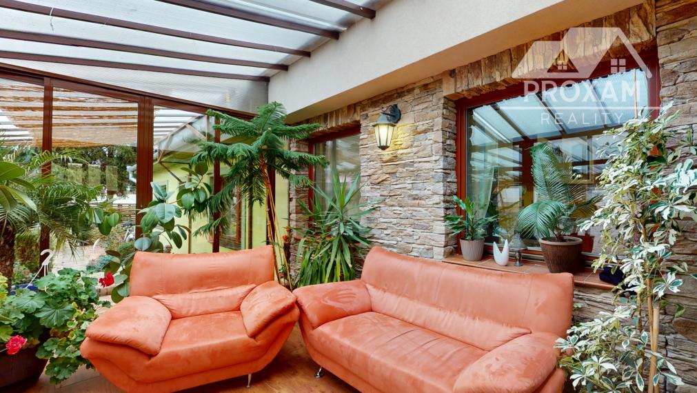 PREDAJ 4- izbový rodinný dom s garážou, záhradou...