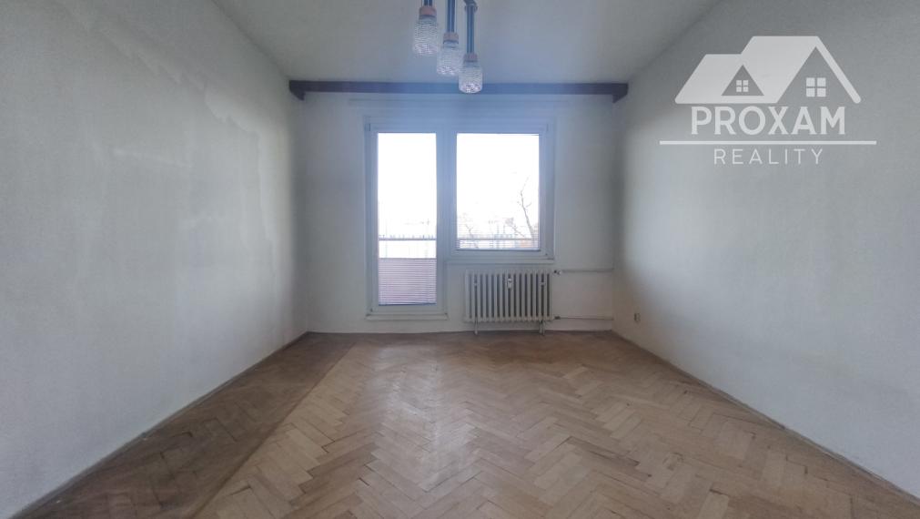 PREDAJ 3,5 izbový byt v centre mesta s potenciálom, ktorý si zamilujete