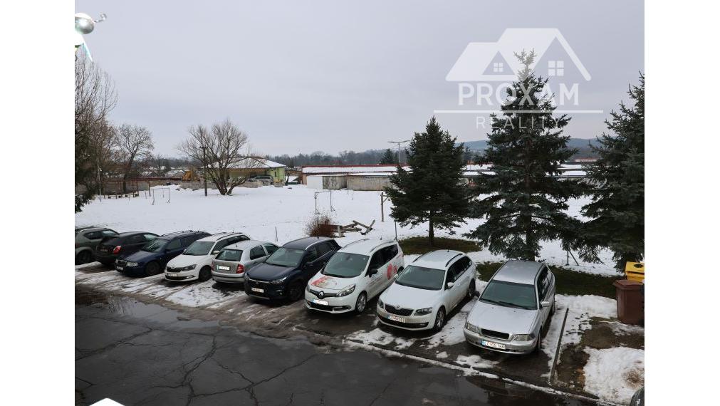 Ponúkame na predaj 2,5-i byt, dispozične upravený na 3-izb.