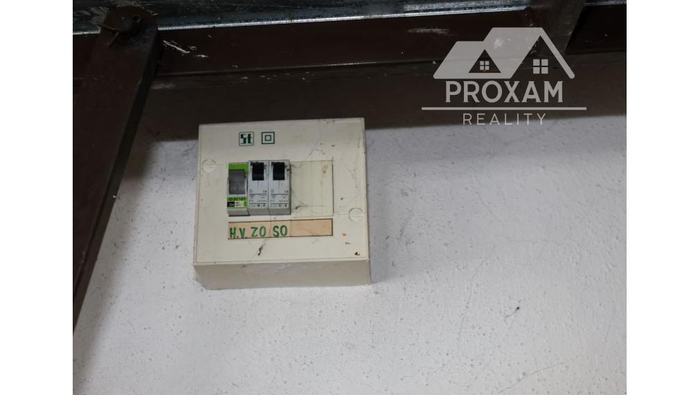 Predaj garáže v centre mesta Lučenec - Uzavretý areál