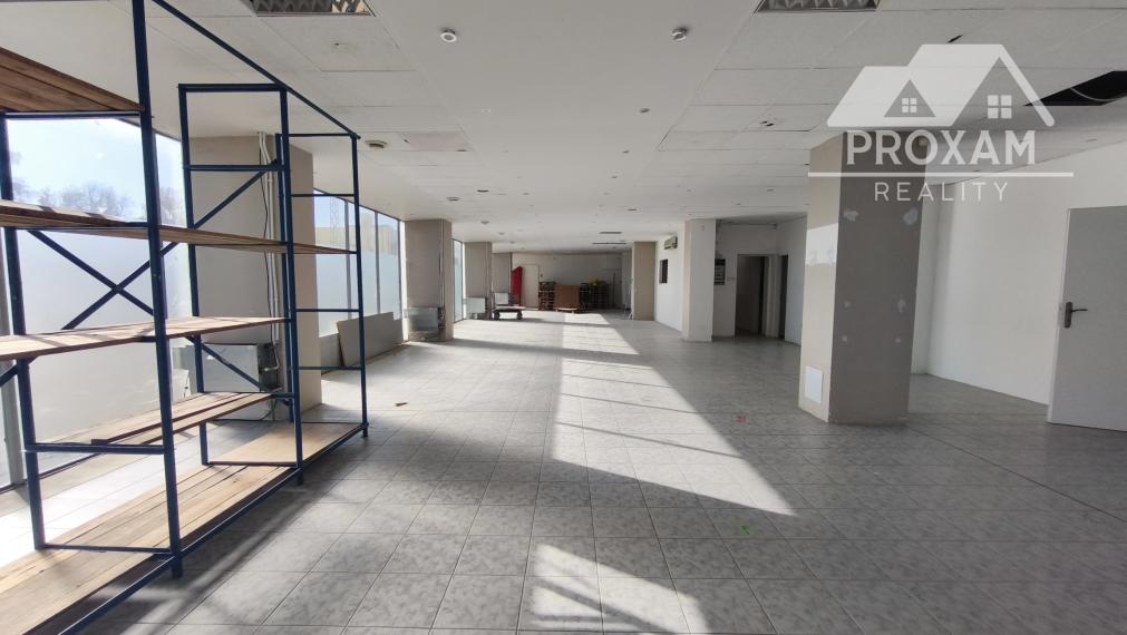 NA PREDAJ prevádzková budova, pozemok 3294m2
