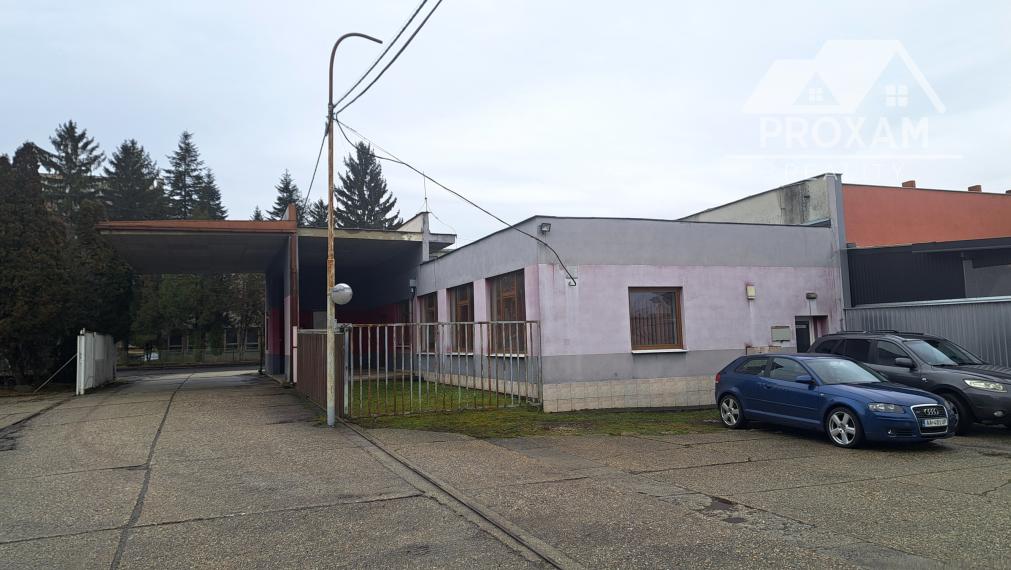 Administratívna budova s rozvojovým potenciálom