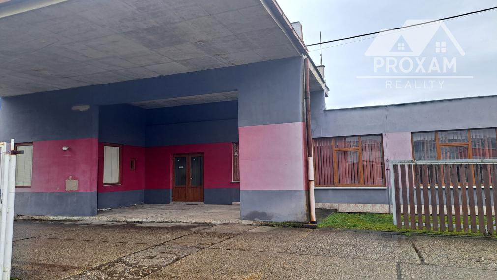 Administratívna budova s rozvojovým potenciálom