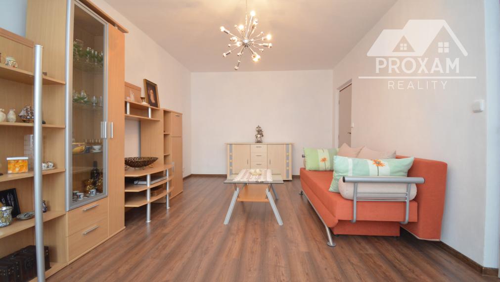 2-izbový byt s presklenenou loggiou – Lučenec, Rúbanisko II